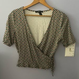 🦋Forever 21 wrap blouse🦋